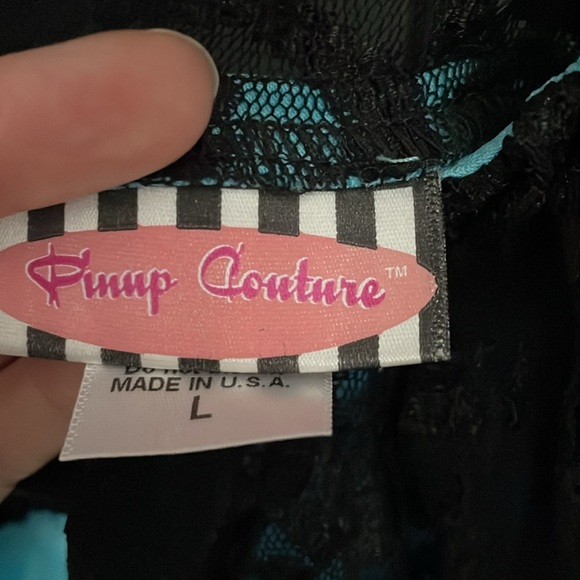 Pinup Couture Dress - Picture 5 of 6